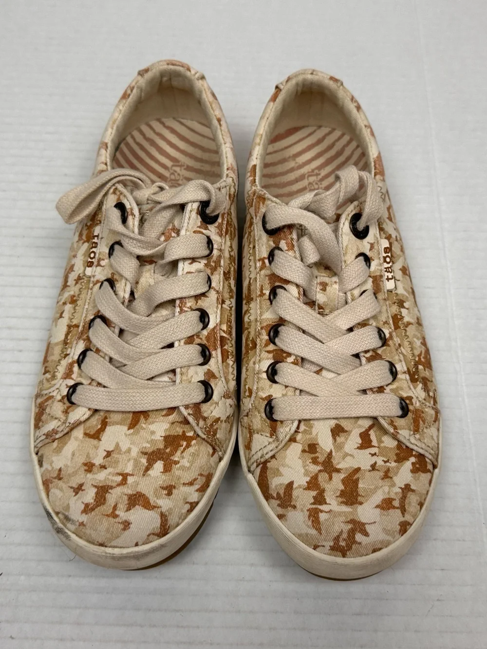 Taos Star Women's Shoes Sneakers Bird Pattern Rare Camouflage Camo Size 7.0